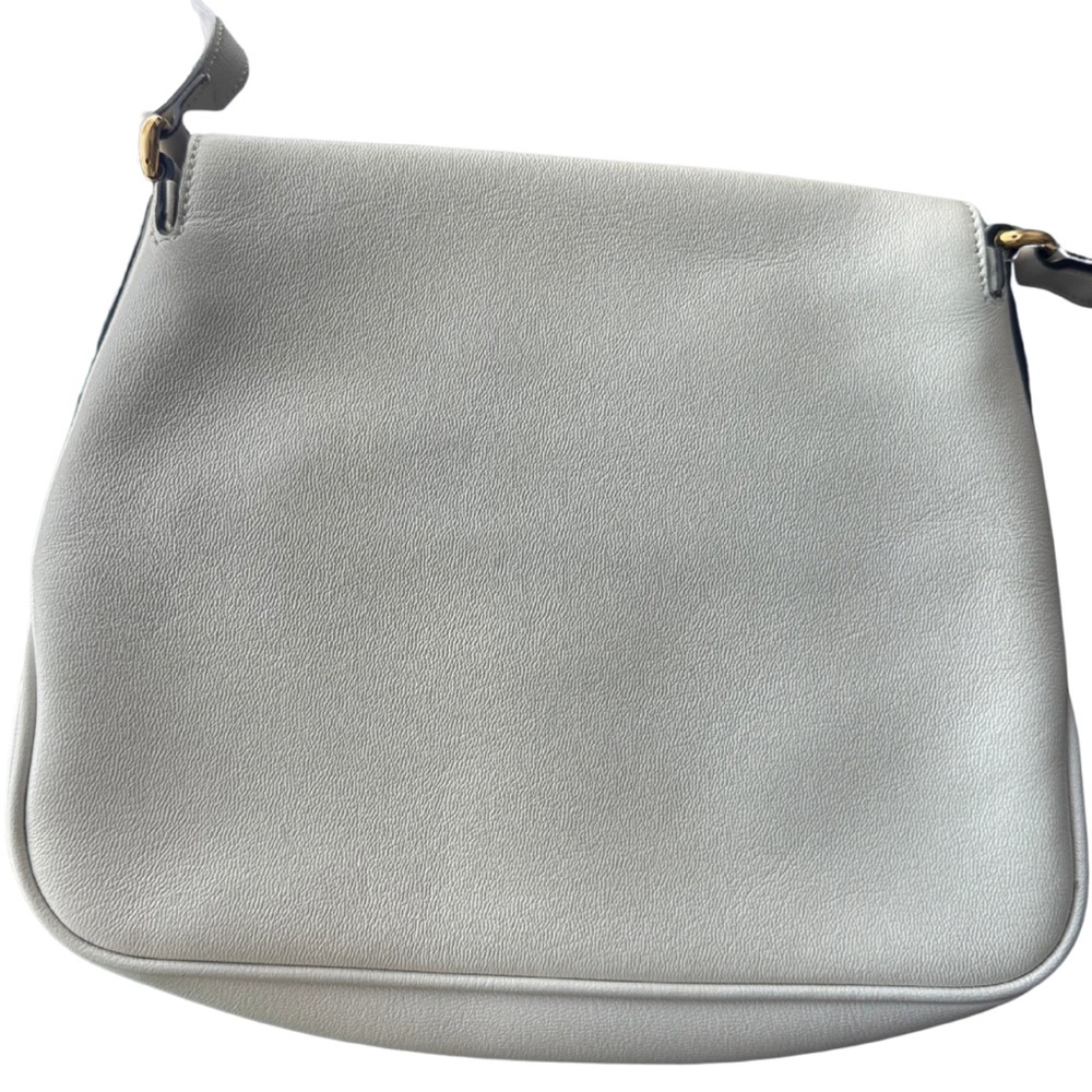 Gucci Ivory Crossbody Messenger Bag with Iconic GG Gold Hardware W/ COA - Picture 7 of 12